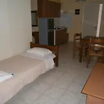 Petros 3*