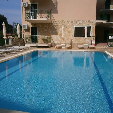 Petros Lejlighedshotel 3*
