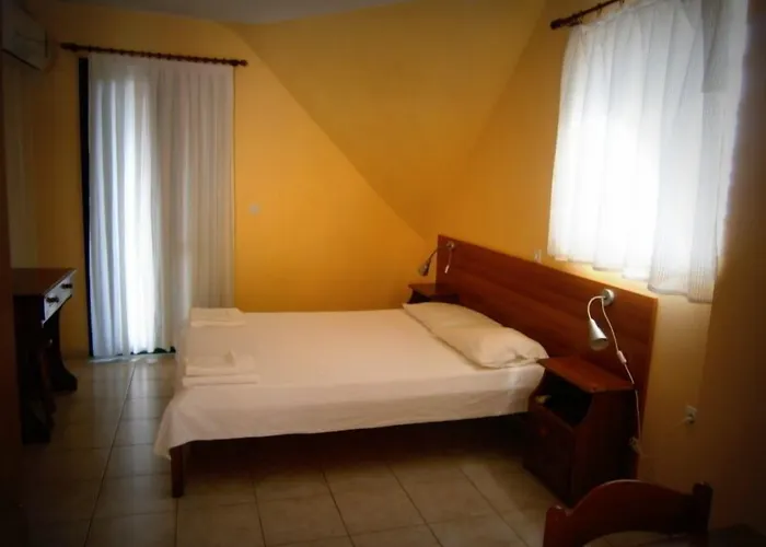 Petros Aparthotel Poros (Kefalonia)