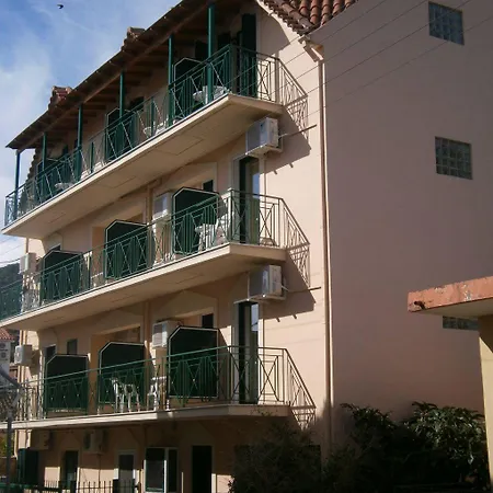 Petros Apartmanhotel