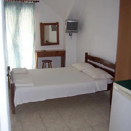 아파트호텔 Petros 포로스