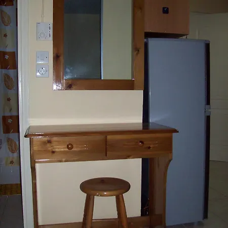 아파트호텔 Petros 포로스