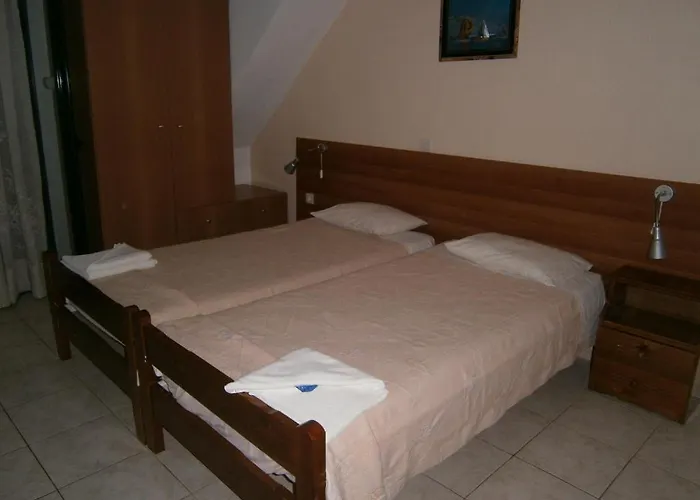 Apartmanhotel Petros 3*