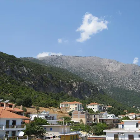 Petros Апарт-отель