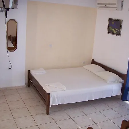 Petros 3* Порос