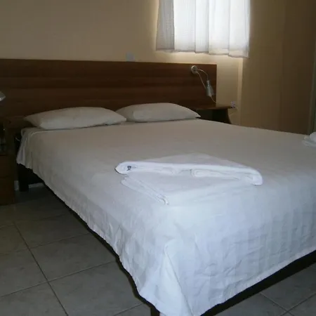 Апарт-отель Petros